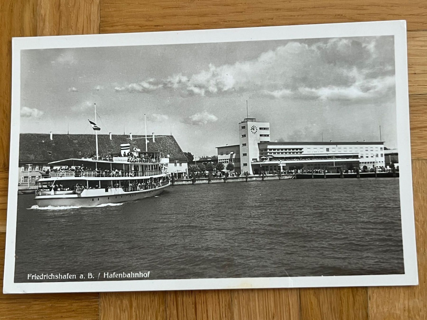 Cartoline postali: Ansichtskarte Friedrichshafen Hafeneinfahrt, uralt – Usato da Romanshorn venduto da luxcollect