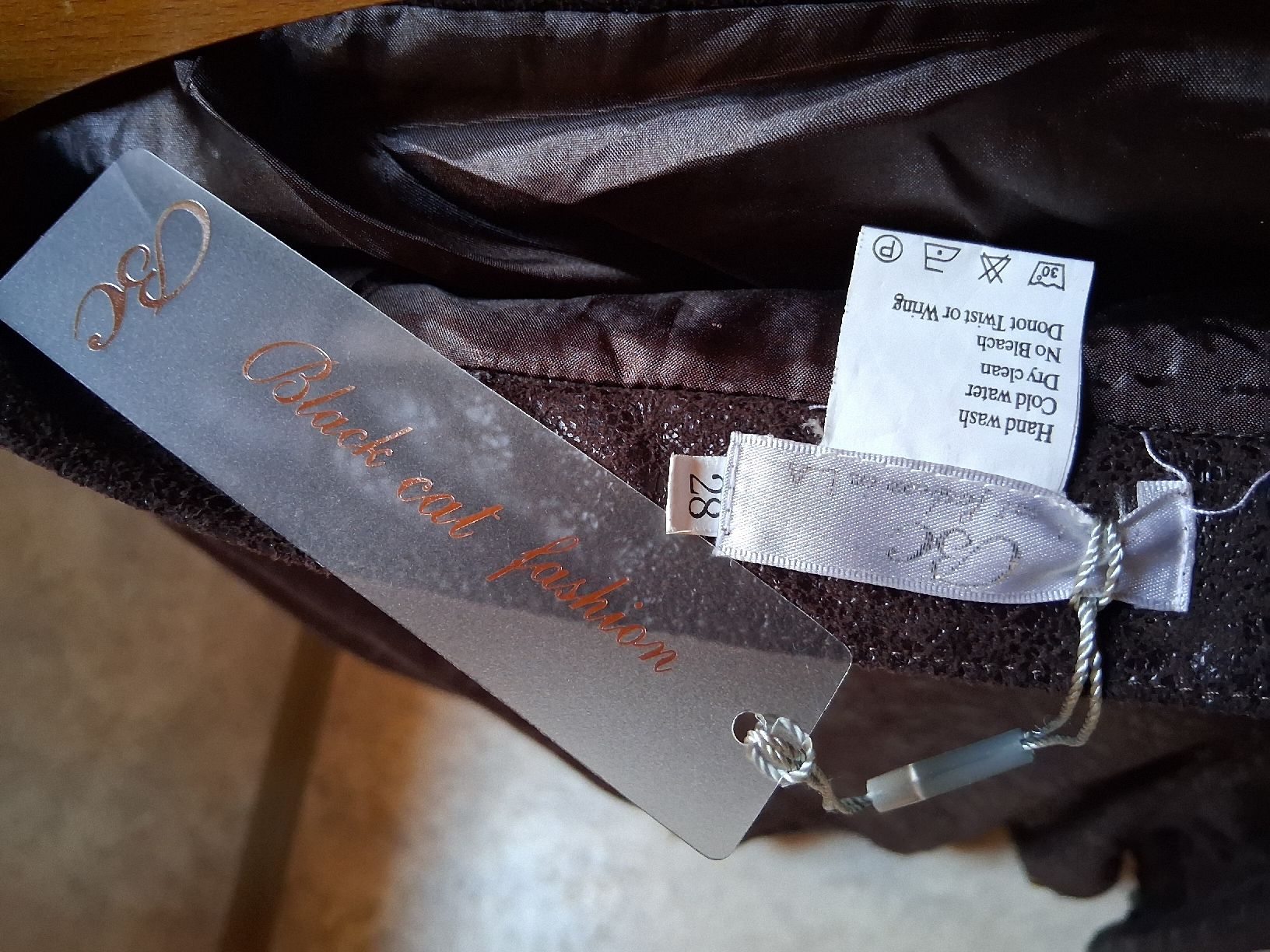 Gonne: rock – Usato da Schwellbrunn venduto da corluk 2