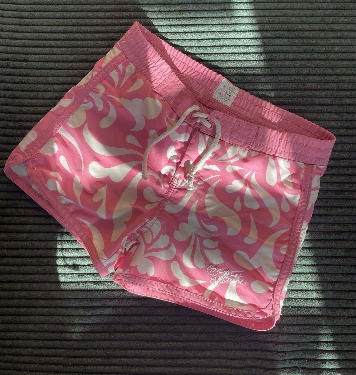 H&M Pantaloni: Shorts Gr. 128 H&M – Usato da Recherswil venduto da jafa74