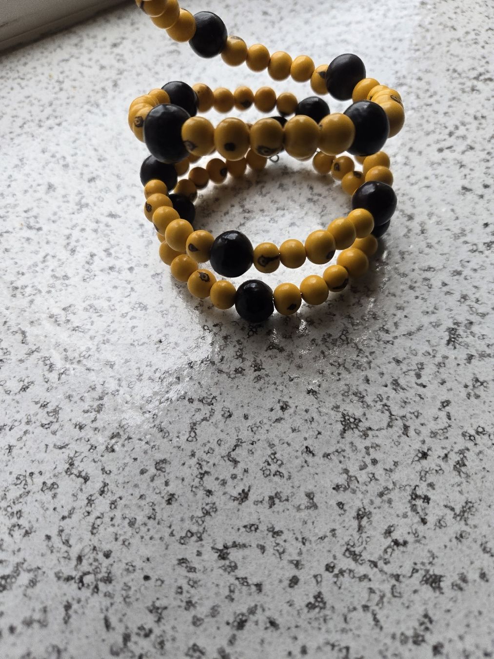 Armbänder & -reifen: bracelet en graines d'amazonie – Gebraucht aus Montet (Broye) von CandiceD 3