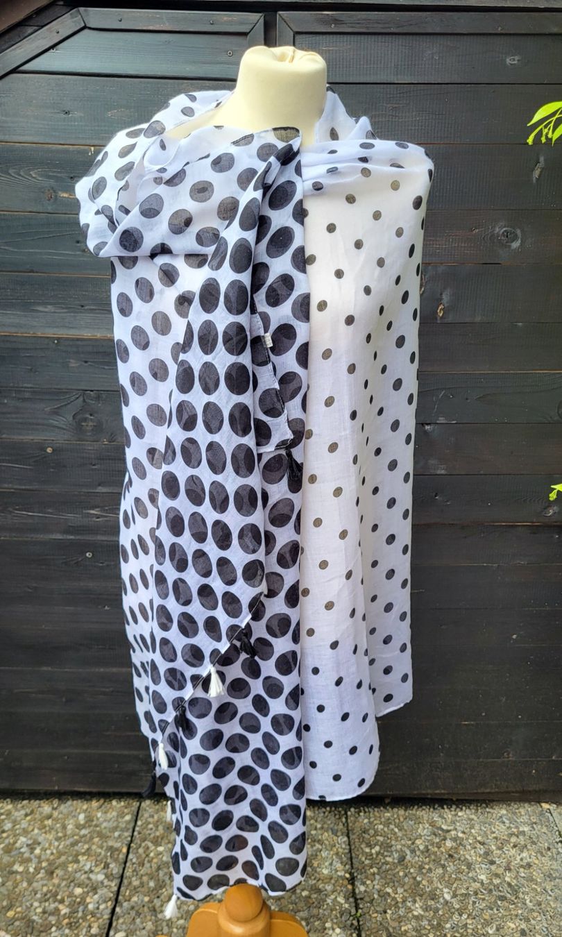 Foulard & Sciarpe: Châle 100% viscose – Nuovo e nell'imballaggio originale da Fribourg venduto da VictoriaShop7 2