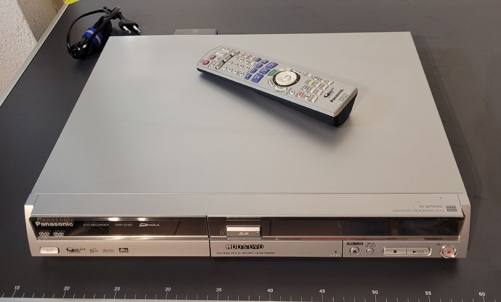 Panasonic DVD Recorder DMREH60 mit 200GB HD Kaufen auf Ricardo