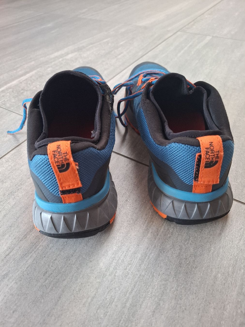 North Face Chaussures hommes: The North Face - baskets US 12 – D'occasion à Moutier par kiki0608 3