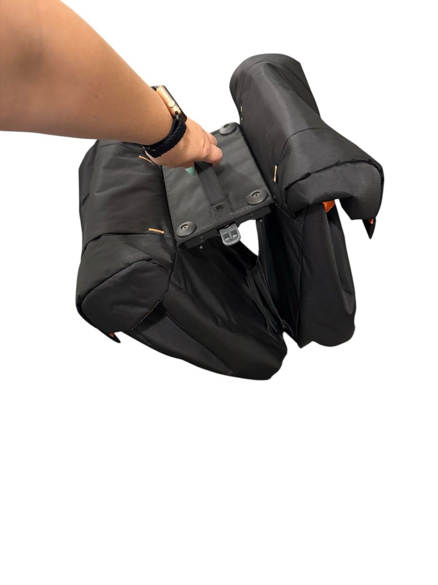 Ersatzteile: Gepäckträgertasche Velo – Gebraucht aus Sevelen von tracy95