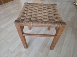 Holzhocker mit Seilgeflecht, antik, wunderschön