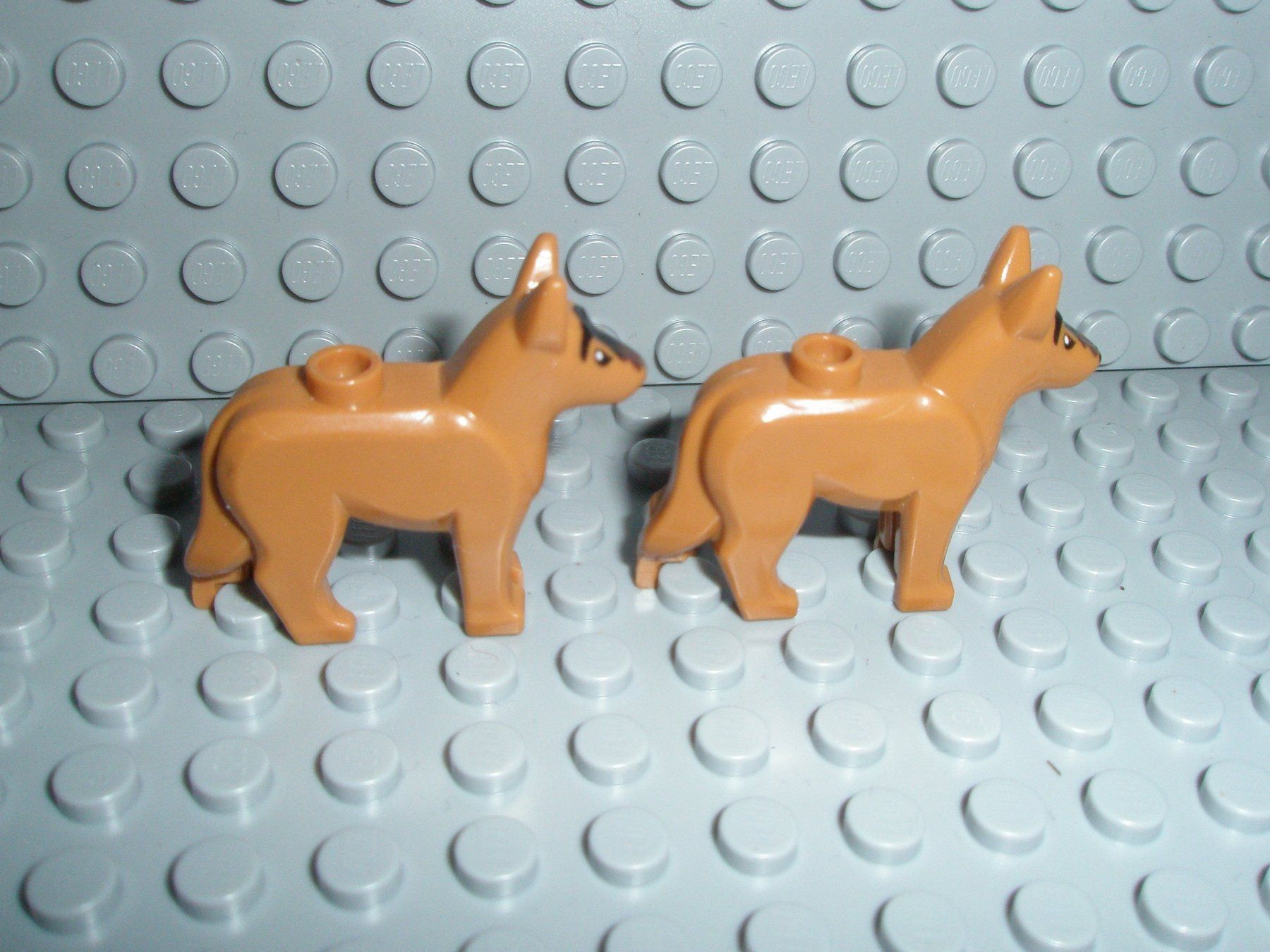 Lego Kit di costruzioni: Lego Tiere - 2 Hunde – Usato da Horw venduto da G39517sG 1