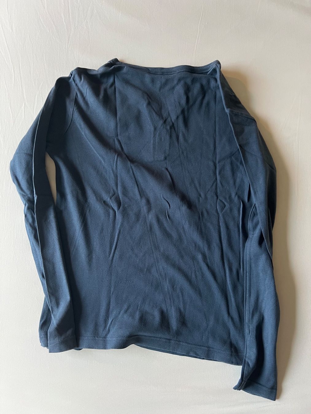 T-shirt: Nirwana Langarmshirt in Grösse L – Usato da Zürich venduto da sppeidkryo