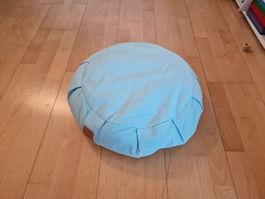 Yogakissen in verschiedenen Farben