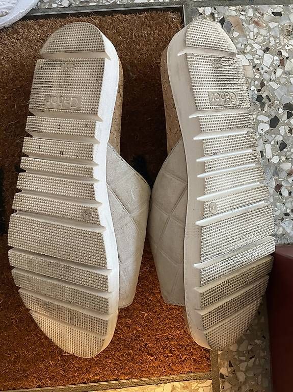 Damenschuhe: Gabor Pantoletten Damen Gr. 44 – Gebraucht aus Fällanden von fai_n5tr 1