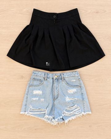 Rock und Shorts Set Grösse S (Rock ist Neu!)