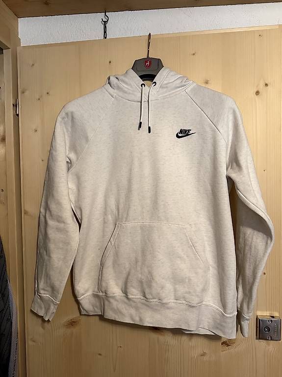 Maglioni & Felpe: Nike Hoodie  Grösse L – Usato da Saas im Prättigau venduto da jasna118