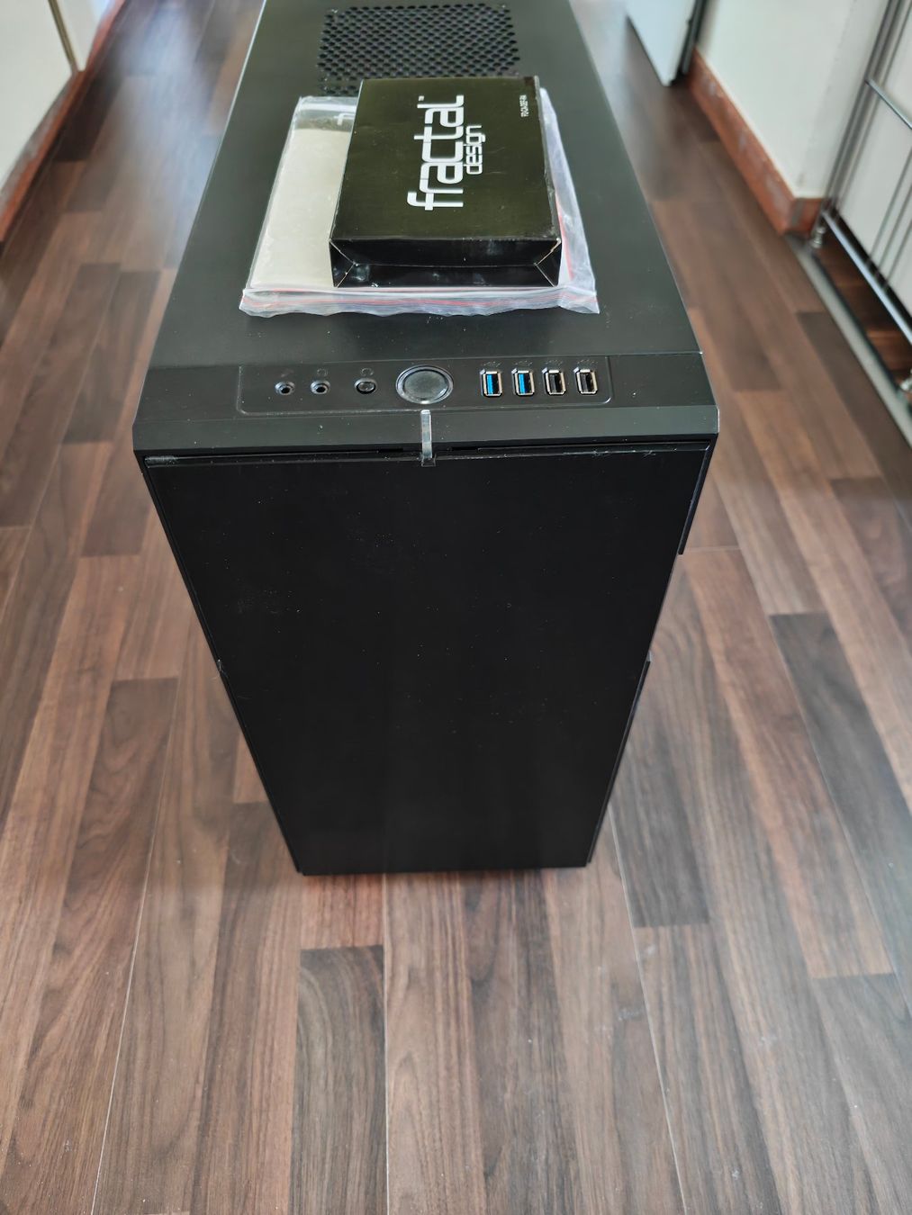 Fractal Gehäuse: Fractal Define R4 Black – Gebraucht aus Schlieren von giu01