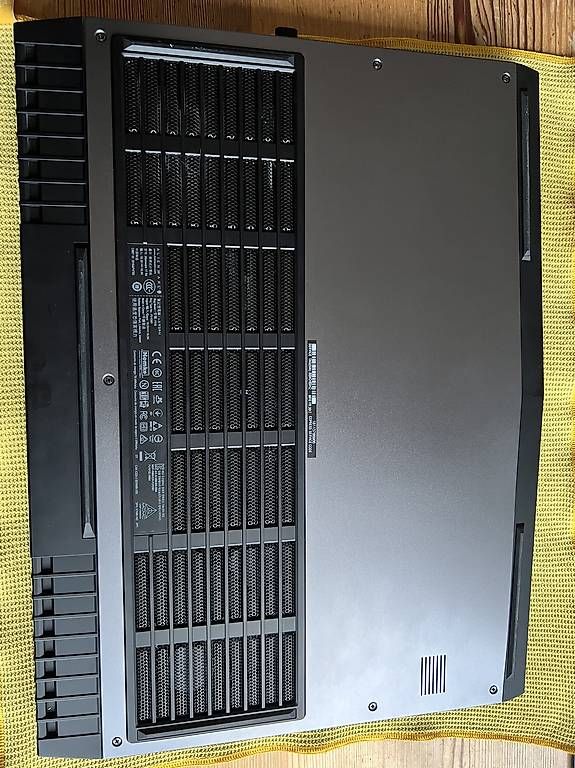 Alienware PCs: Alienware 17 R4 – Gebraucht aus Dorénaz von  3