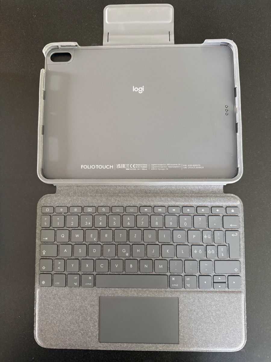 Logitech Tastiere: Étui clavier Logitech Folio Touch iPad Air 11 pouces  – Usato da La Cibourg venduto da rangiroa98 2