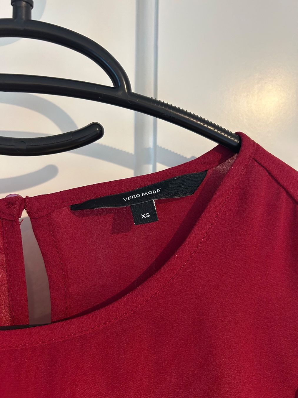 Vero Moda Blusen: Bluse von Vero Moda Gr. XS Bordeaux – Gebraucht aus Zürich von la_222 2