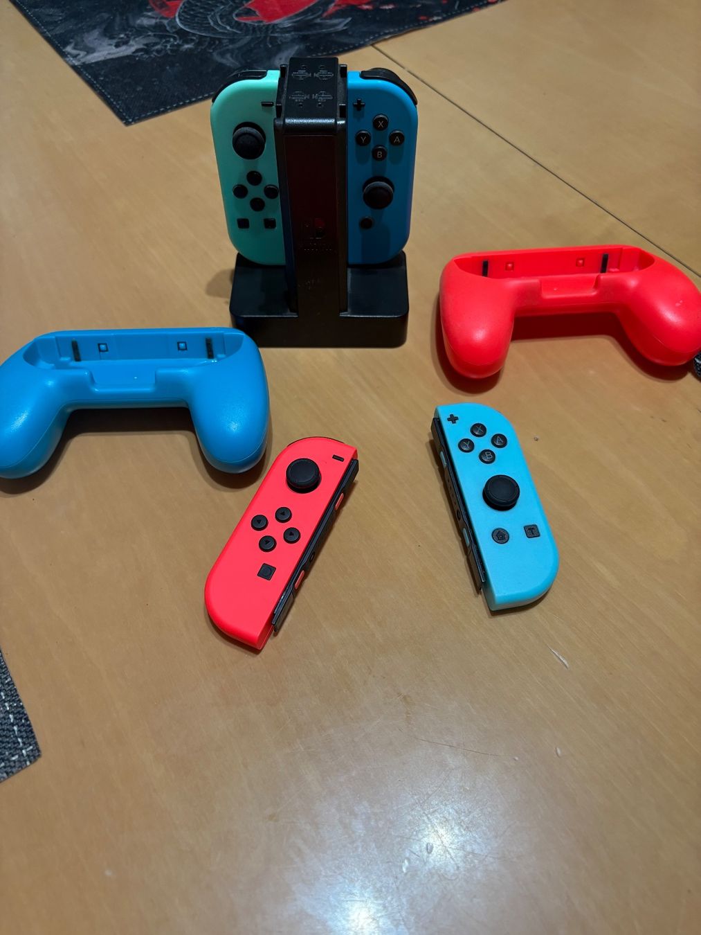 Nintendo Console: Nintendo Switch Konsole mit Zubehör – Usato da Bremgarten AG venduto da rom_lm8n 3
