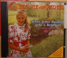Stefanie Hertel – Über Jedes Bacherl Geht A Brückerl