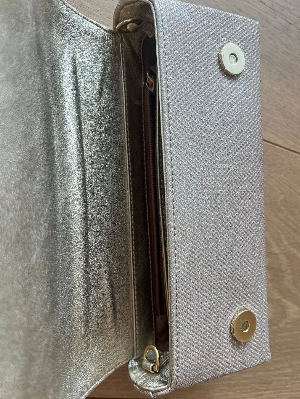 Unisa Borse da donna: Clutch Unisa, gold/silber – Usato da Wettingen venduto da skilpadde 3