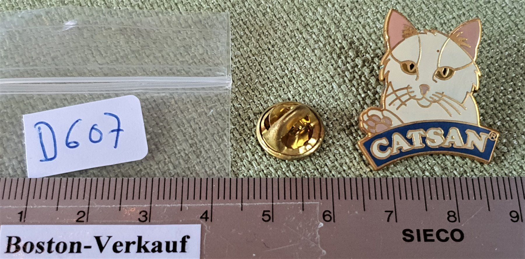 Placchette & Badge: D607 - Pin Catsan Katze 1 – Usato da Reinach BL venduto da Boston-Verkauf 2