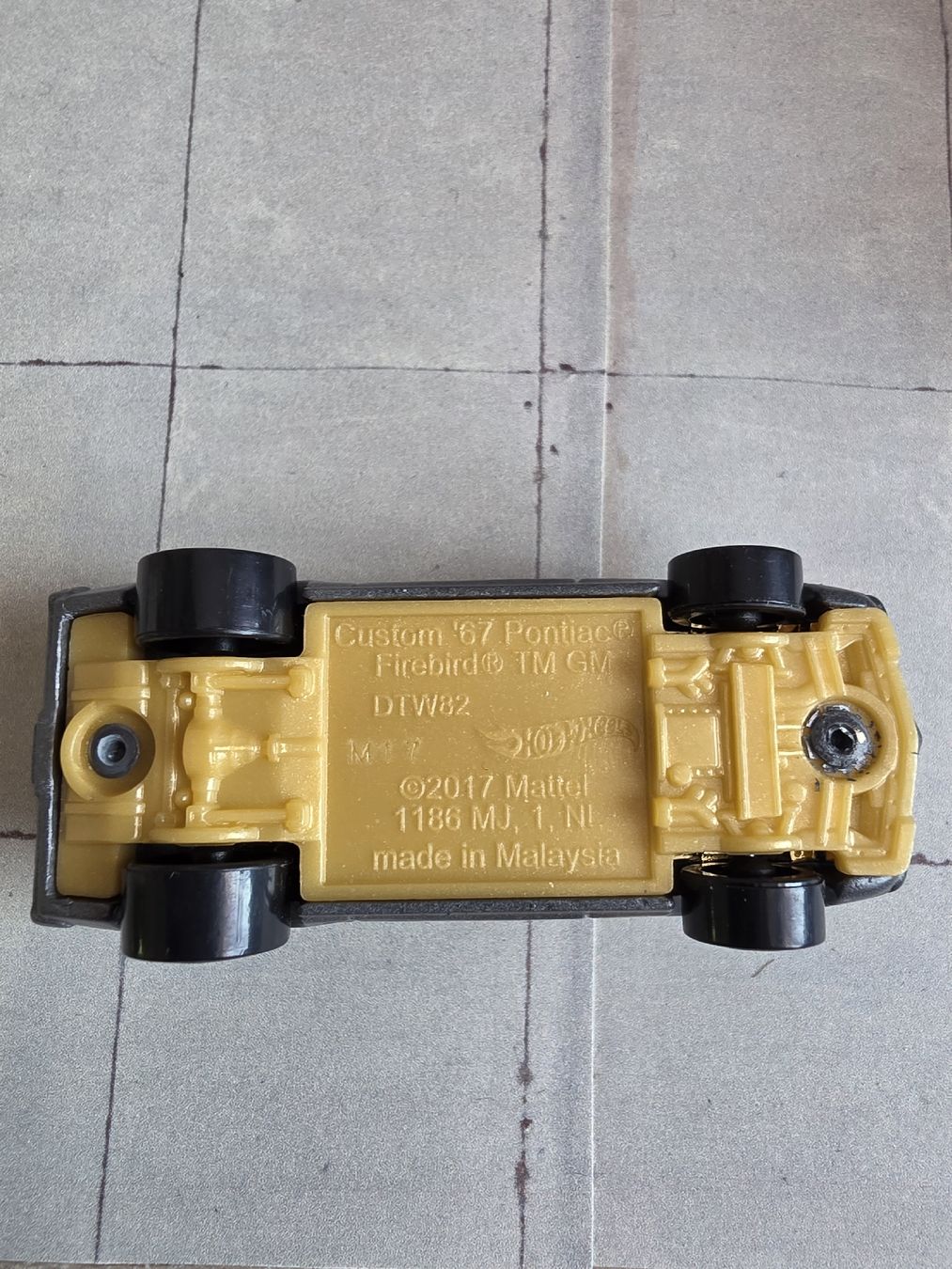 Hot Wheels Modellini d'auto: Hot Wheels Custom '67 Pontiac Firebird grau – Nuovo (secondo la descrizione) da Untervaz venduto da Mudskipper 1