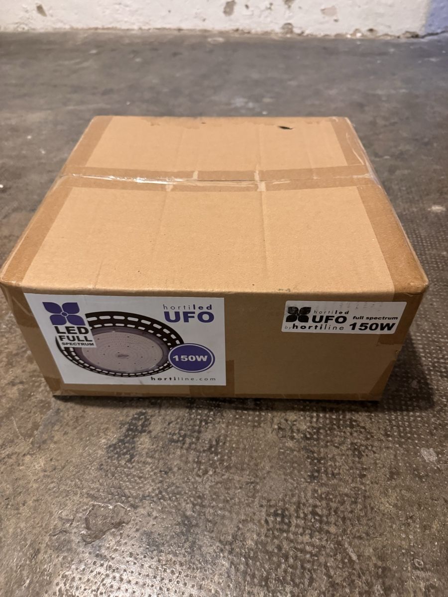 Lampes: Lampe hortiled UFO 150w – Neuf avec emballage d'origine à Lausanne par luc_c7kz 1