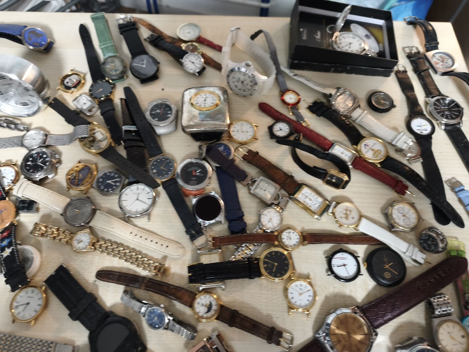 Uhren: Armbanduhr lot  – Gebraucht aus Kreuzlingen von dad_9x7b 4