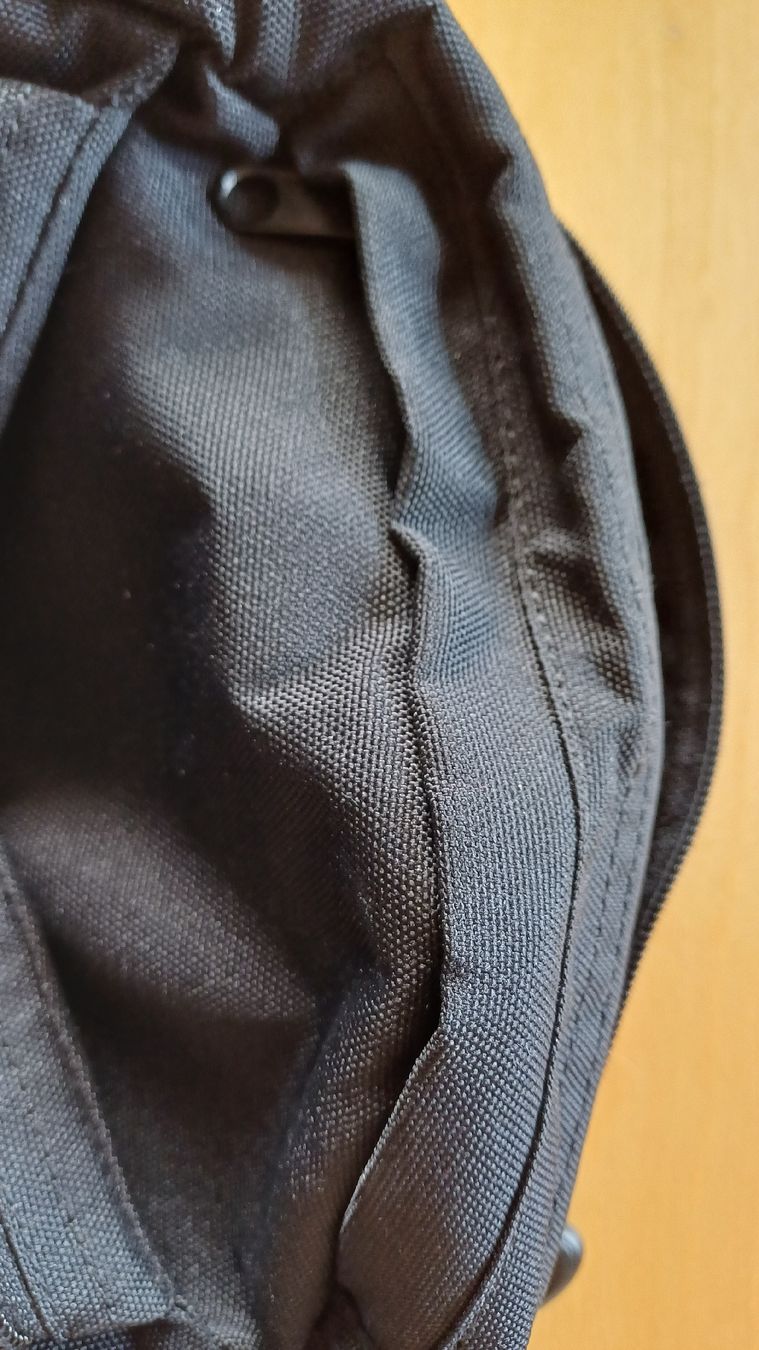 Borse: Schwarze Bauchtasche von Big Bear – Nuovo (secondo la descrizione) da Volketswil venduto da Anzaru 2