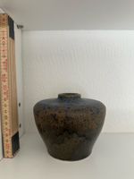Handgedrehte Studiokeramik-Vase mit besondere Laufglasur