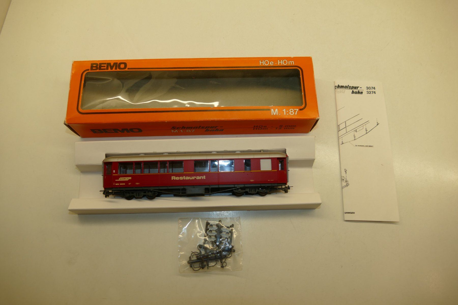 Bemo Modelleisenbahnen: Bemo H0m: RhB Restaurant Wagen WR – Neu (gemäss Beschreibung) aus Niederhasli von rail-duerst