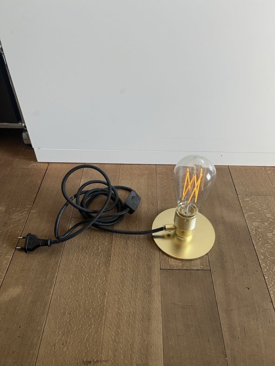 Lampade: Design Tischleuchte Messing  – Usato da Zürich venduto da car_25pb