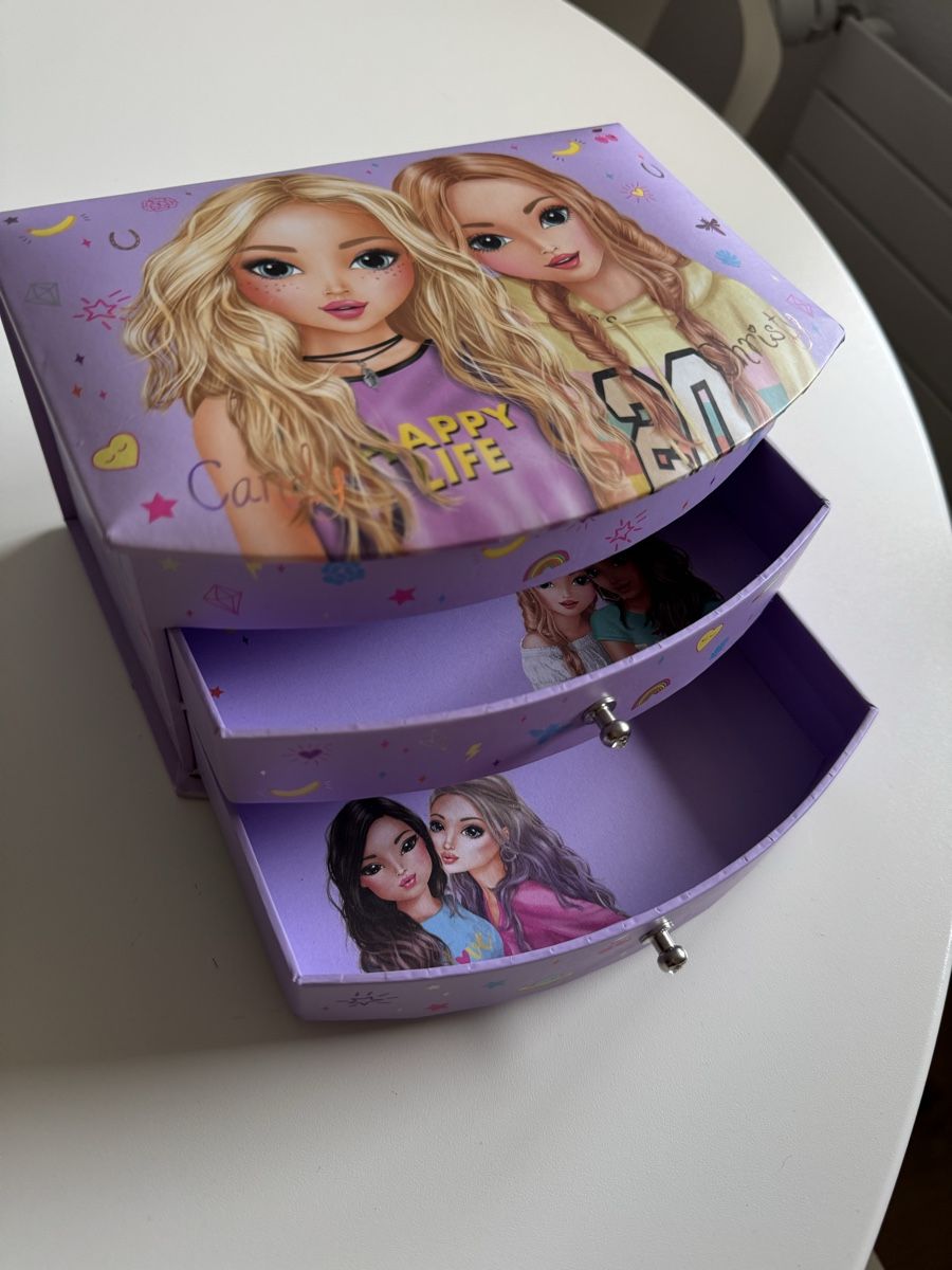 Portagioie: Coffret à bijoux Top Models  – Usato da Puplinge venduto da Cechth 2