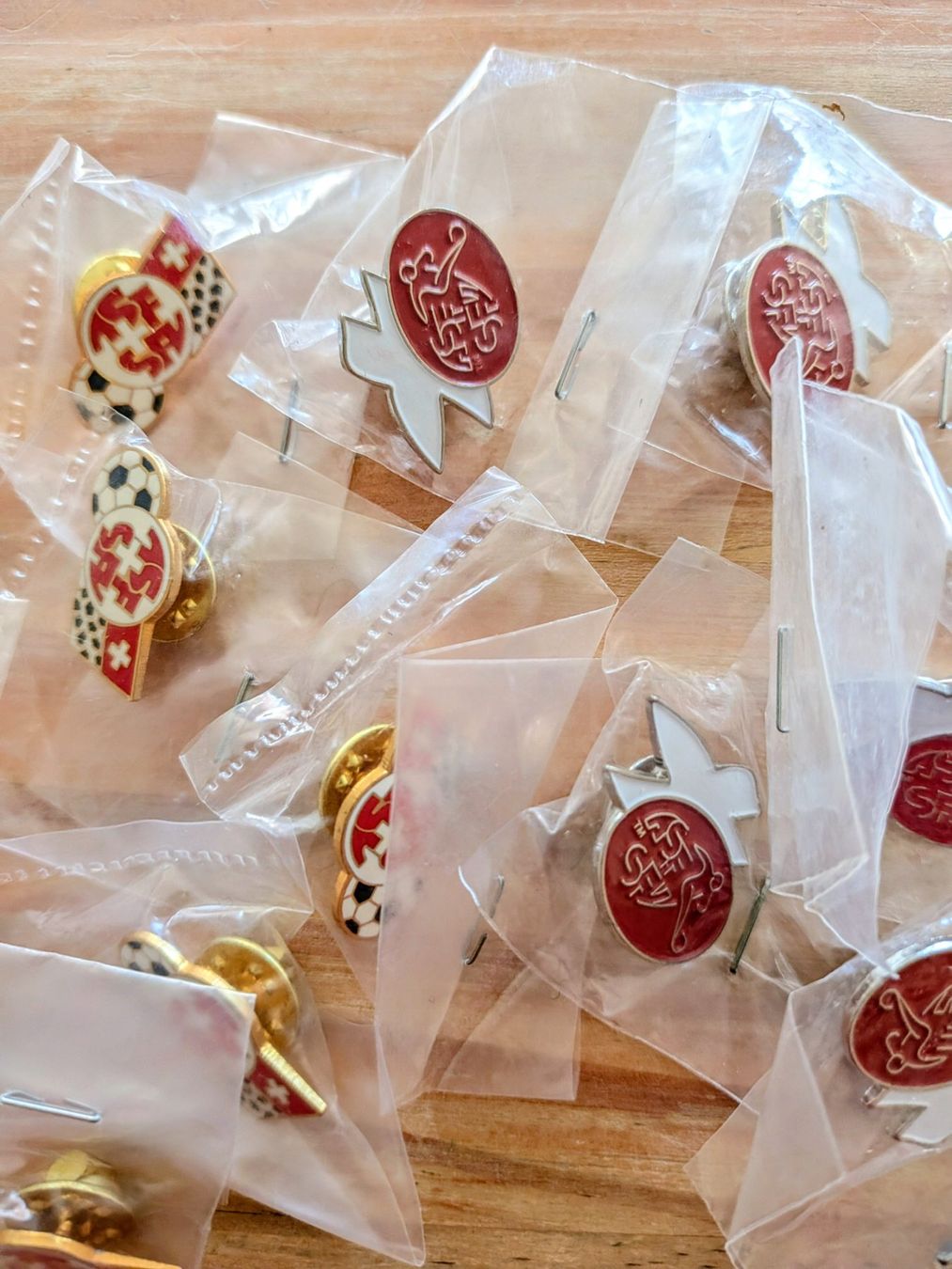 Plaquettes & Badges: Pin SVF, 2 Sujets – D'occasion à Winterthur par kbd20-5 5