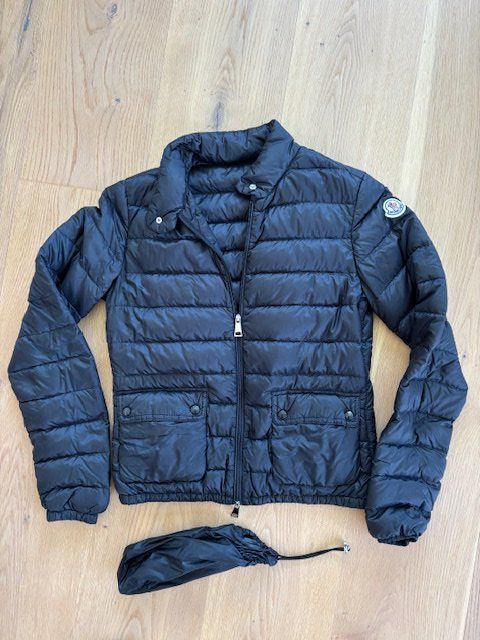 Moncler Jacken: Daunenjacke 'Moncler' – Gebraucht aus Triboltingen von U_1965