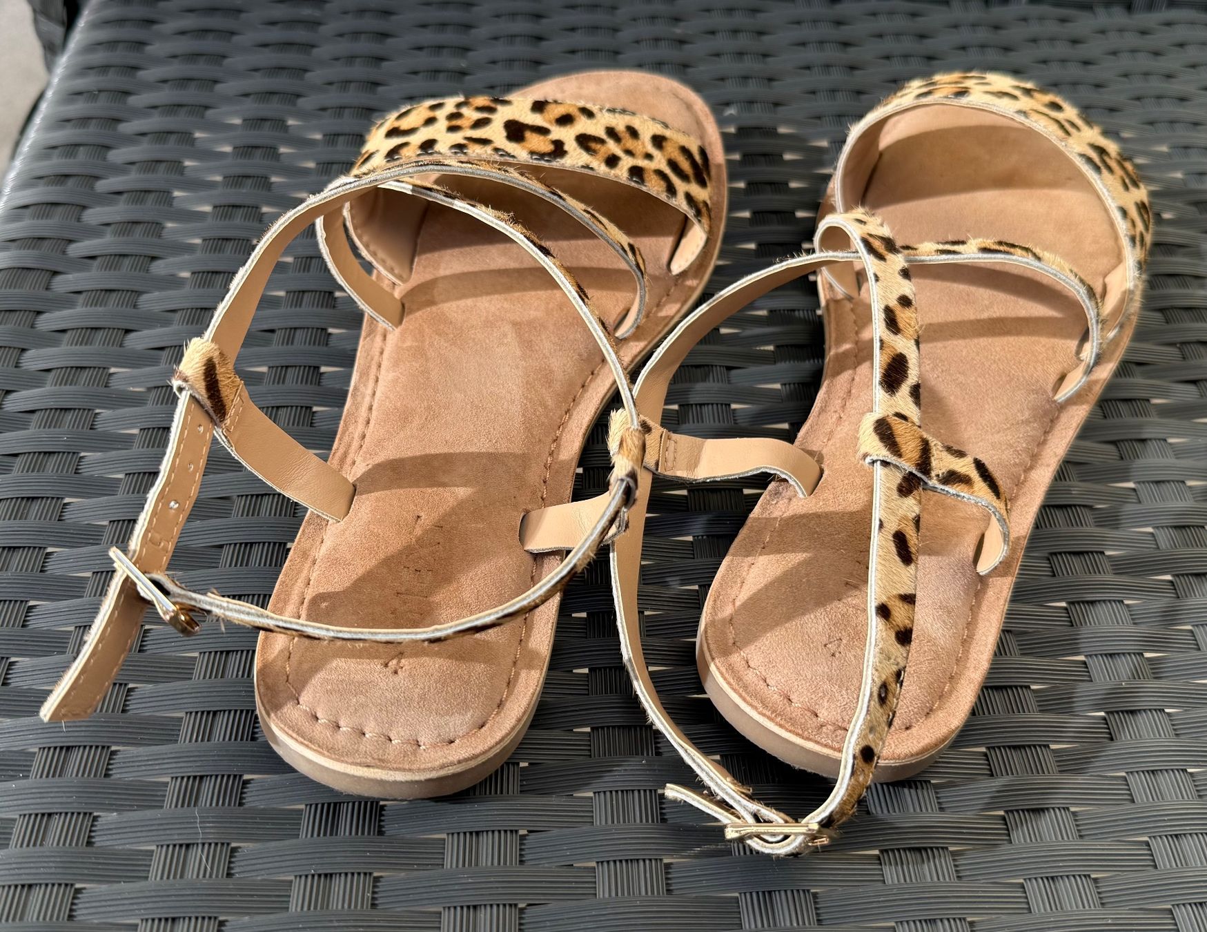 Next Scarpe per ragazze: Sandales en cuir Next - Taille 37 – Nuovo (secondo la descrizione) da Denges venduto da peumens 2