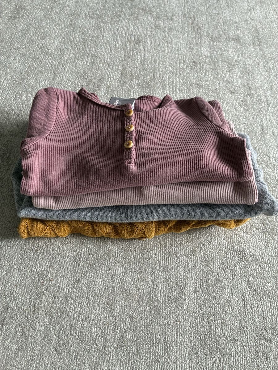 Kleiderpakete & -sets: Pullover / Langarmshirt Set Grösse 68 – Gebraucht aus Witterswil von Livee