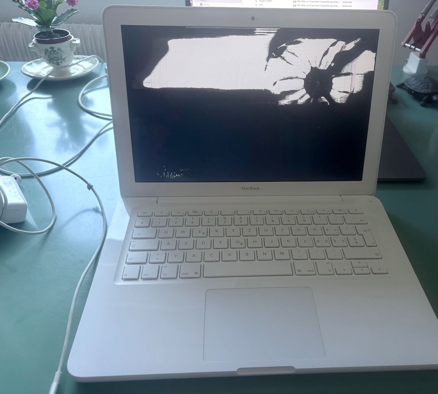 Apple Portables: MacBook – Défectueux à Wabern par 1805