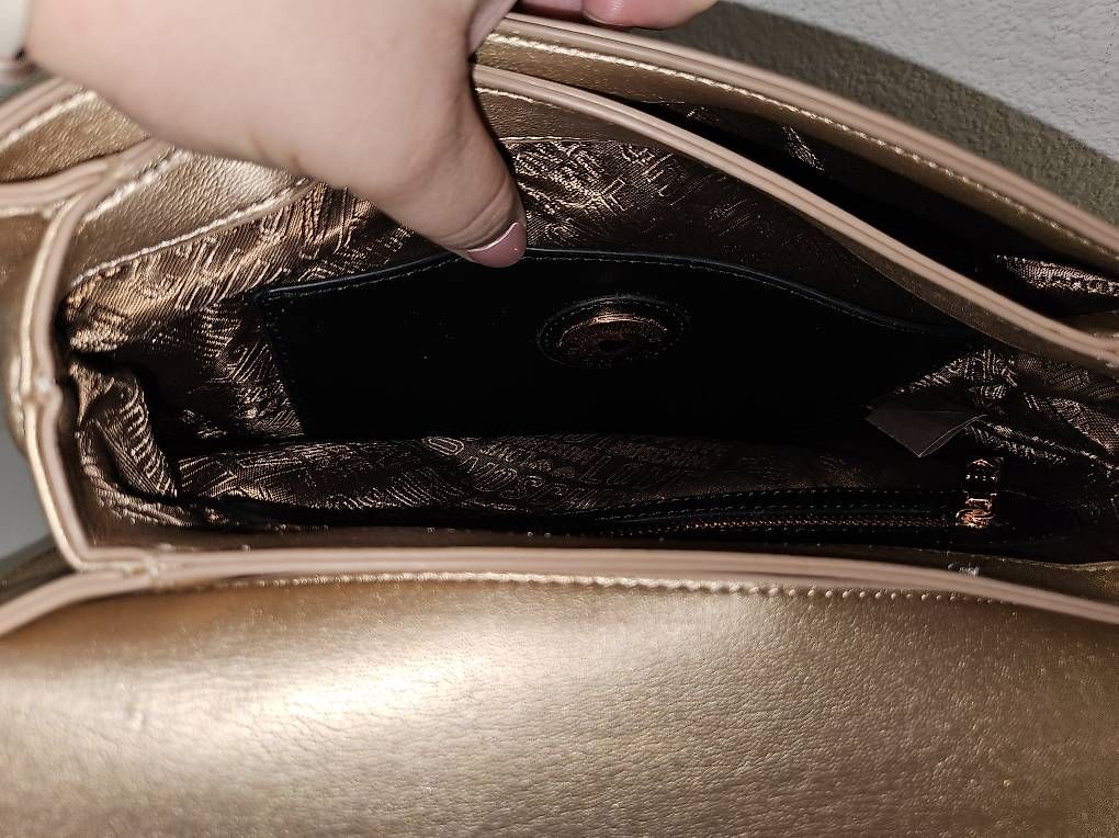 Taschen für Damen: LOVE MOSCHINO Schultertasche – Gebraucht aus Benken SG von Bernet92 4