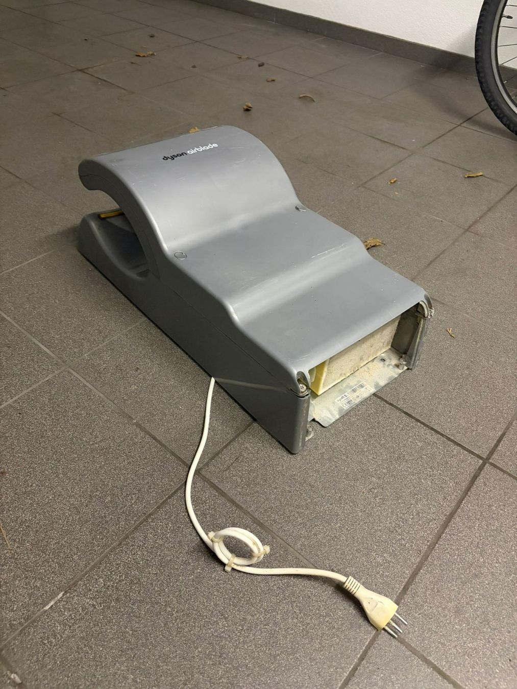 Dyson Asciugacapelli: Dyson Handtrockner – Usato da Hinwil venduto da muellberger 1