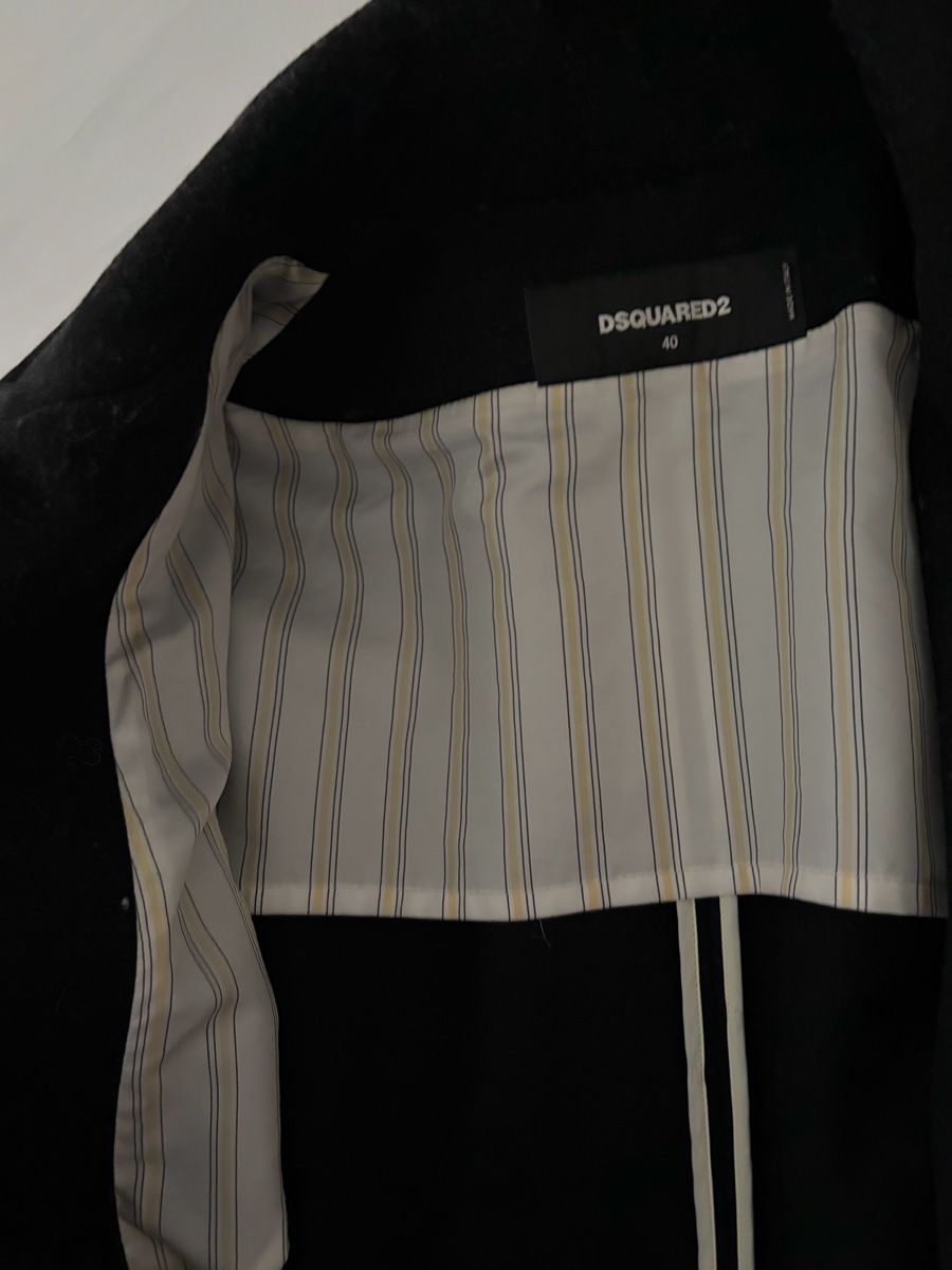 Dsquared2 Mäntel: Wintermantel cooler Schnitt – Gebraucht aus Kreuzlingen von _Sophia_Beyeler_ 4
