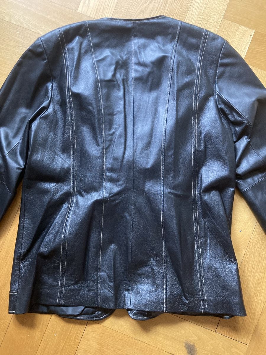 Giacche: Veste en cuir – Usato da Lausanne venduto da remz3rfactory 2