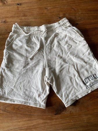 Shorts ASOS DESIGN GR. S