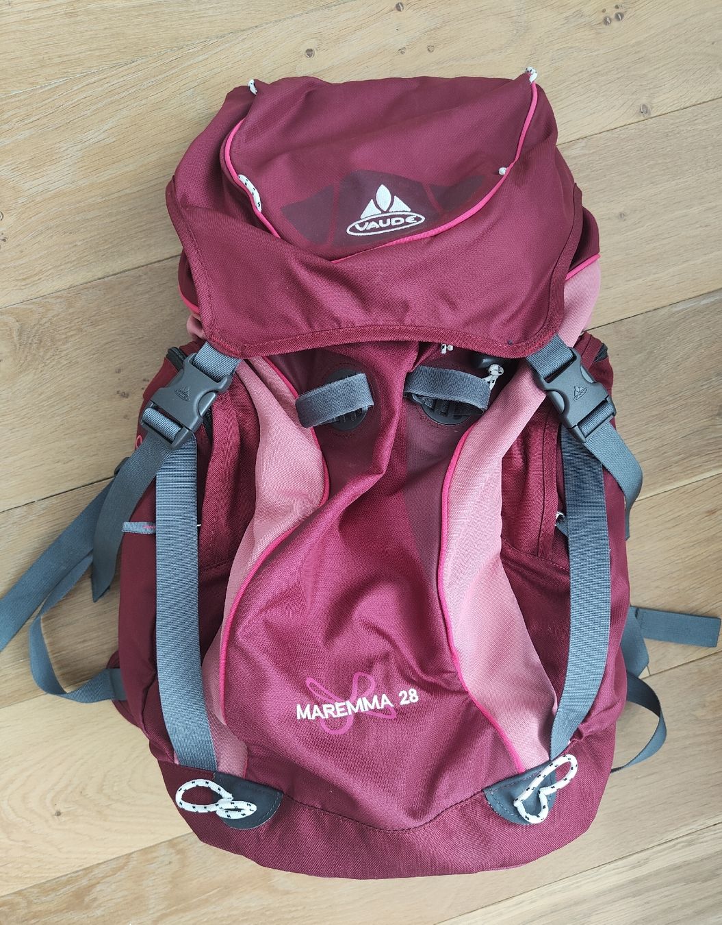 Vaude Zaini: VAUDE Maremma 28 Wanderrucksack – Usato da Zürich venduto da R-2015
