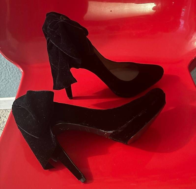 Scarpe da donna: Pura Lopez High Heel - neuwertig – Usato da Zürich venduto da Gum 3