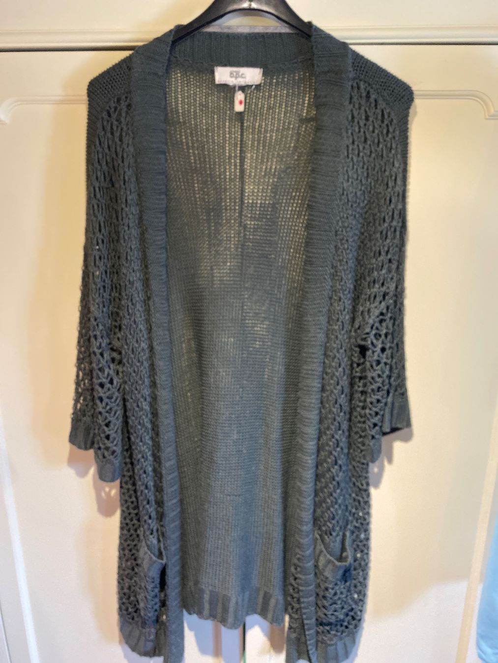 Vestes: STRICKJACKE-DAMEN-ANTHRAZIT – D'occasion à Meienried par ManuelaBoutique