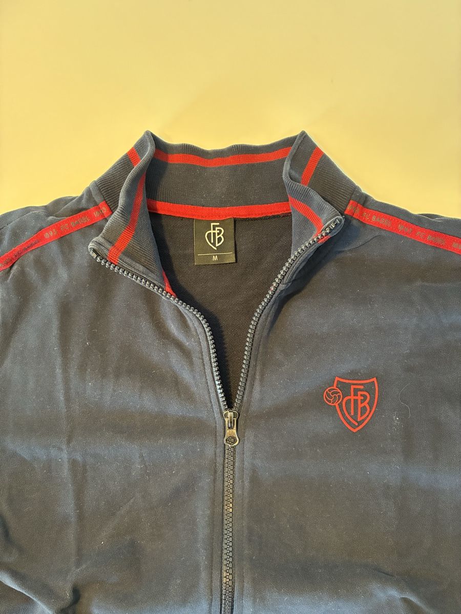 Nike Lotti di vestiti: Fanpaket FC Basel – Usato da Altnau venduto da kurvenmuehle 6