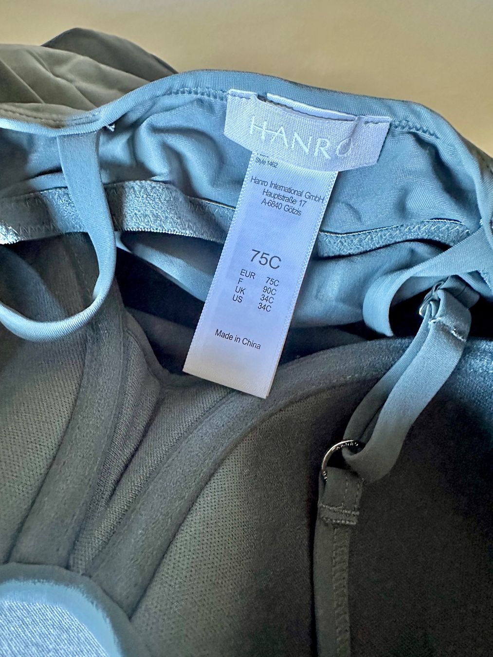 Hanro Top: Hanro Top mit BH – Usato da Zürich venduto da ong8 2