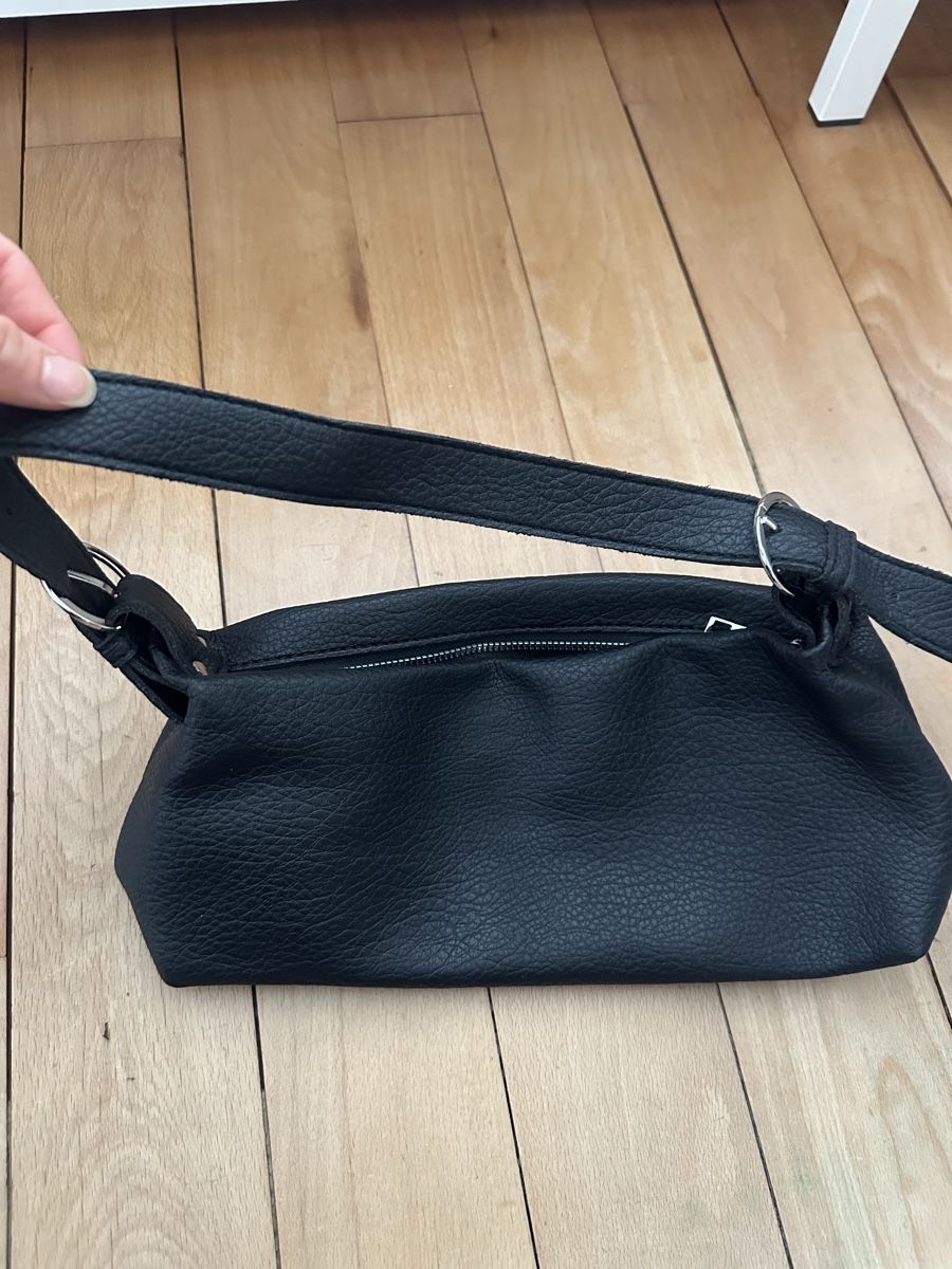 Borse da donna: Schlichte Handtasche in Schwarz – Nuovo e nell'imballaggio originale da Luzern venduto da nee_zjh6 1