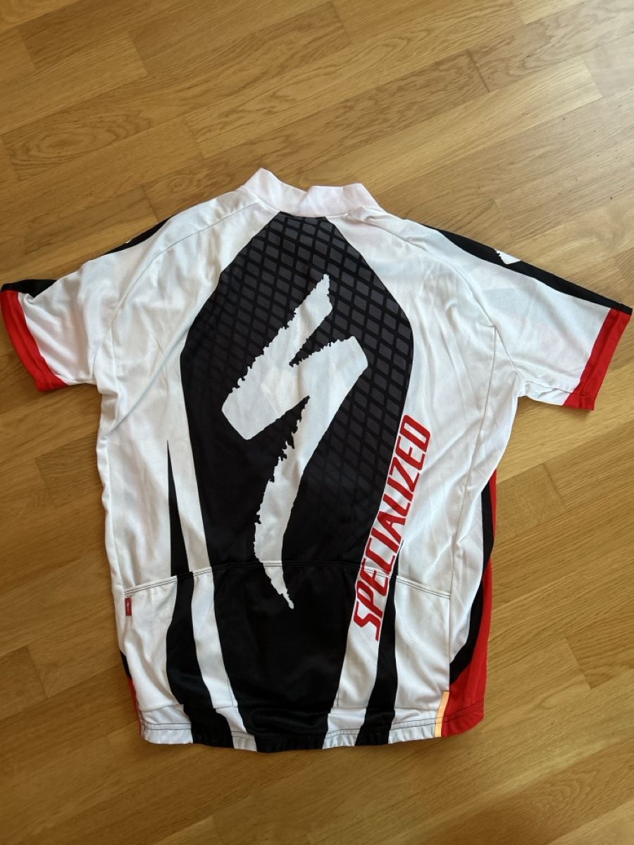 Specialized Canottiere & Pantaloni: Velotrikot Kurzarm – Usato da Rapperswil SG venduto da AndrePalu 1