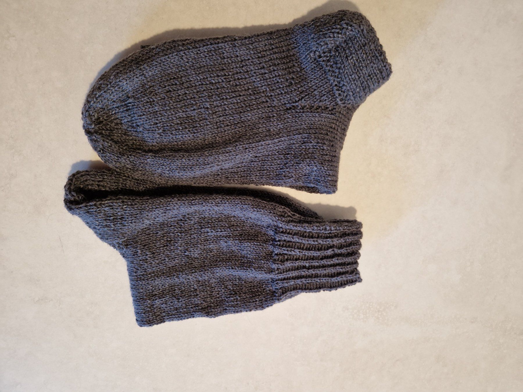 Socken: handgestrickte Socken Gr. 42 – Neu (gemäss Beschreibung) aus Ursenbach von gruenblau 1