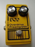 Vends pédale d'overdrive pour guitare / preamp - DOD 250